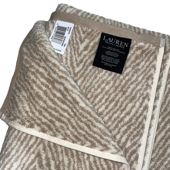 Lauren Ralph Lauren Tan Herringbone Bath Towel NWT - Picture 2 of 8